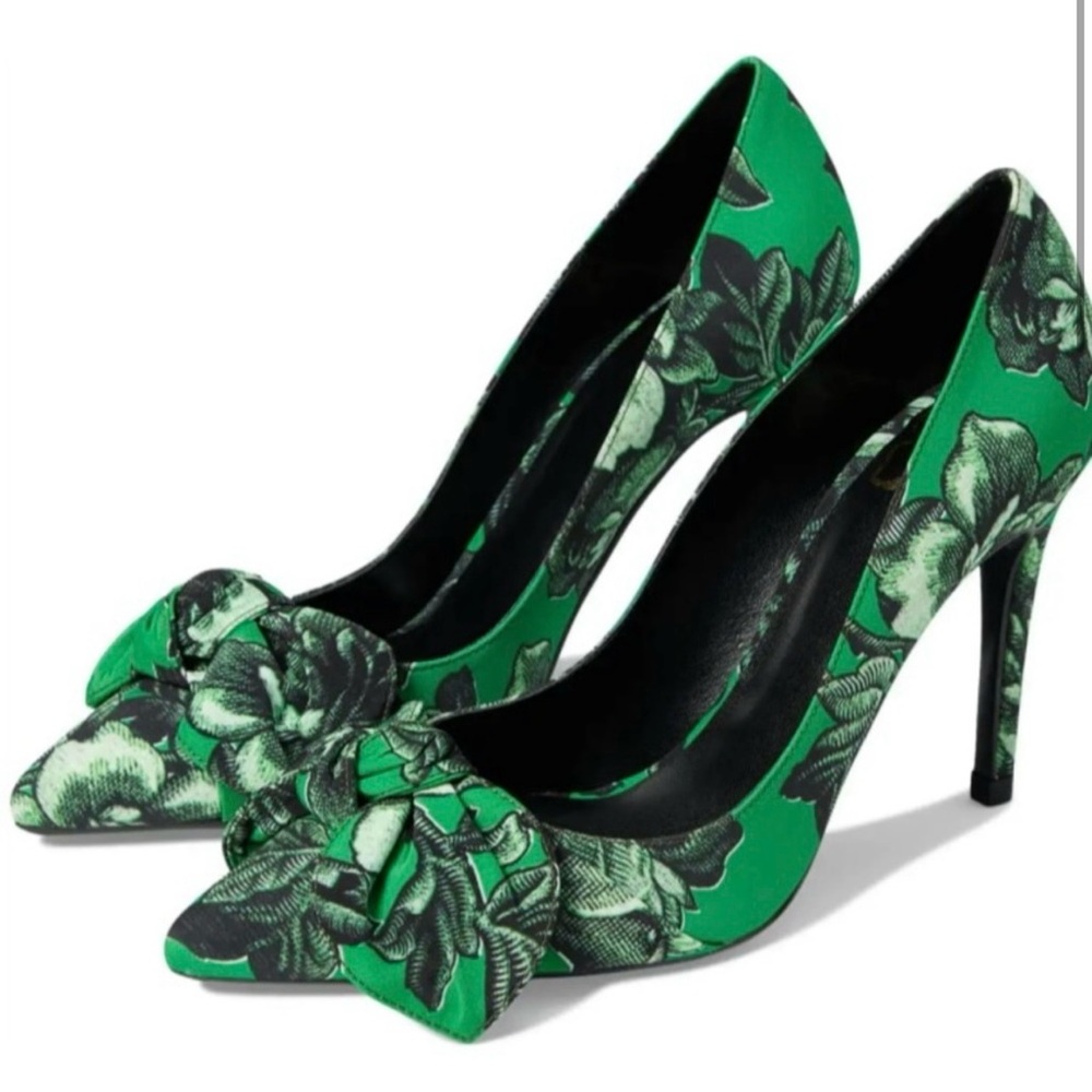 Ted Baker Green Floral Heels New size 7 no box